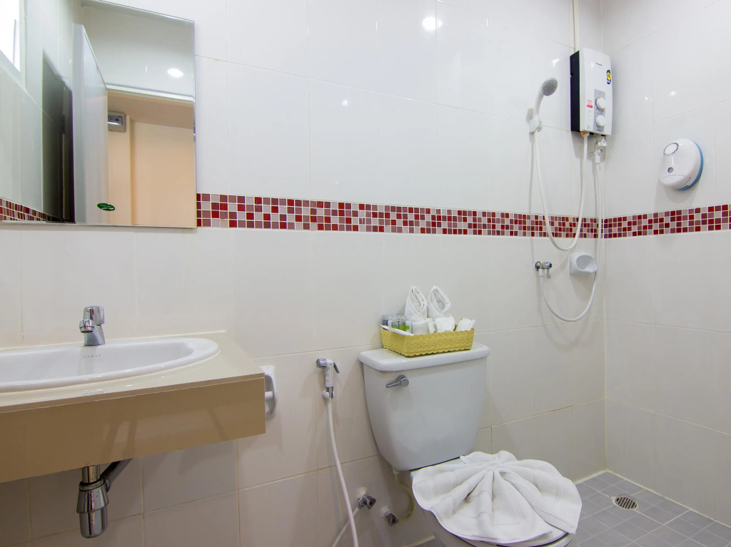 Hotel The Journey Patong New