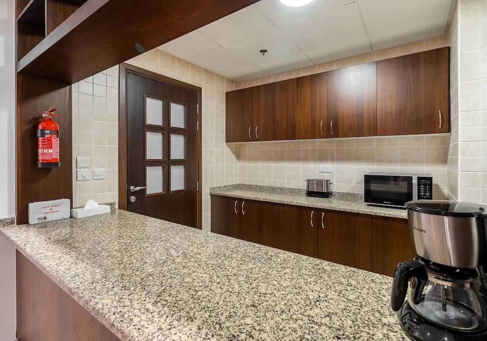 GLOBALSTAY. Sarai Apartments on the Beach