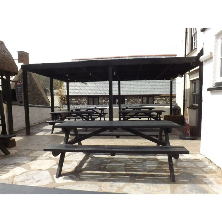 Cadgwith Cove Inn