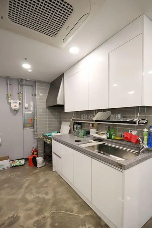 MoonDong's Hostel