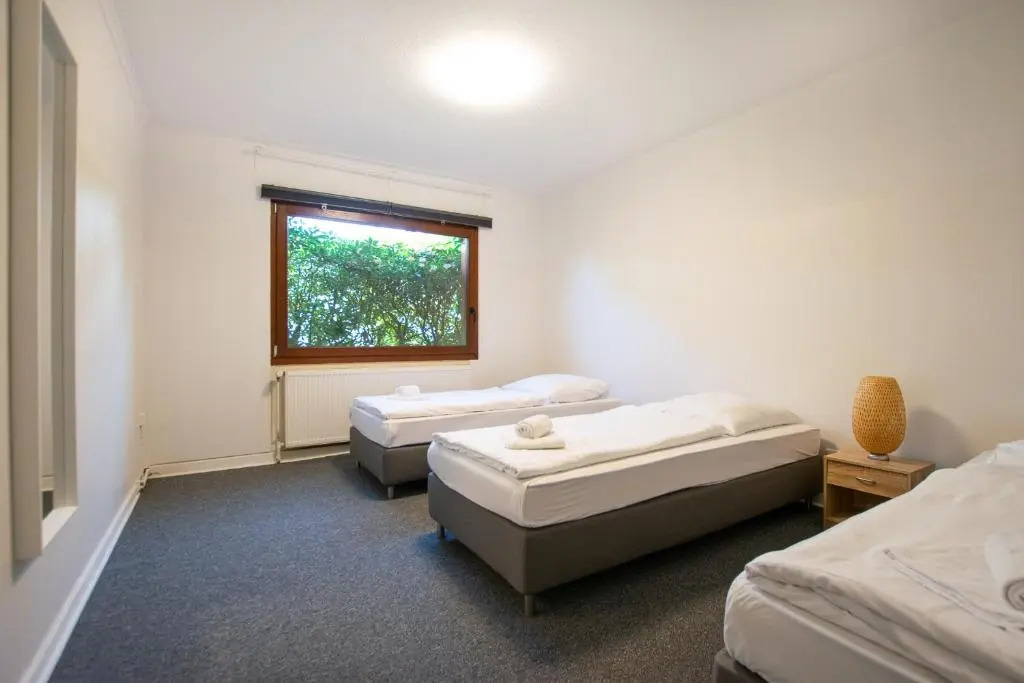 Tolstov House - 6 Room Villa with Garden - 15 Min Messe DUS & Airport DUS
