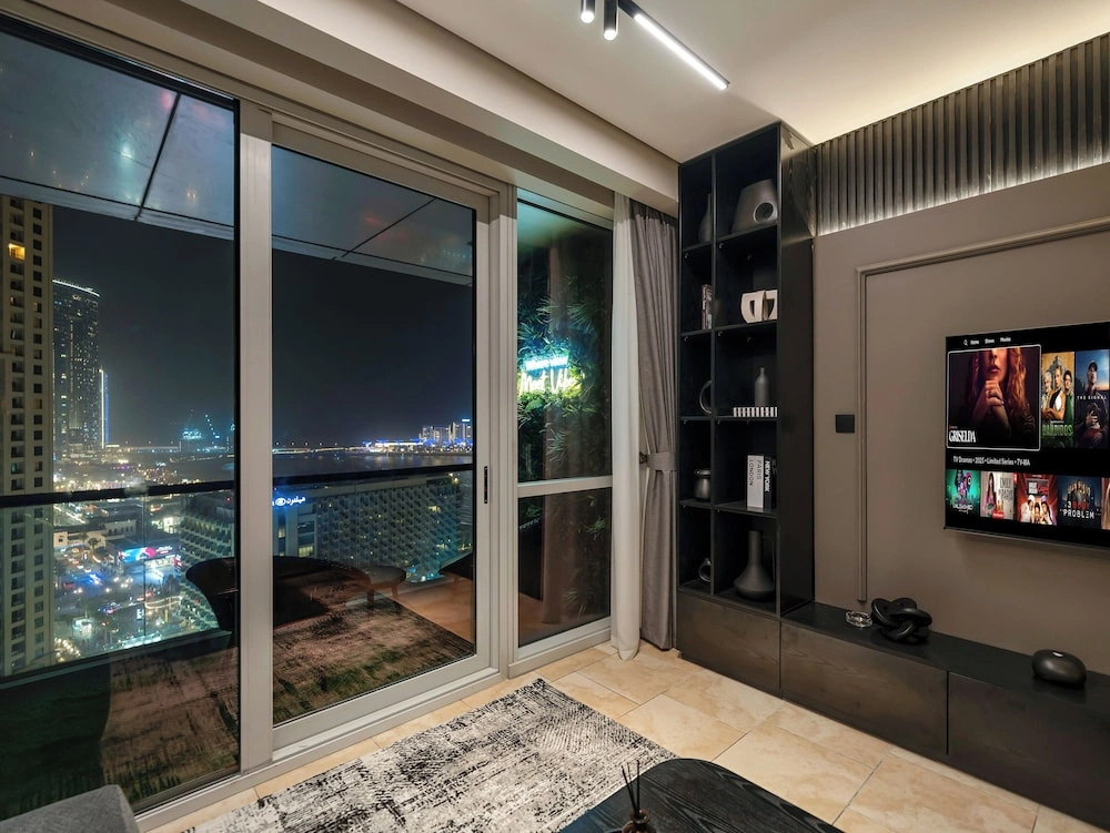 Grand JBR PentHouse Style