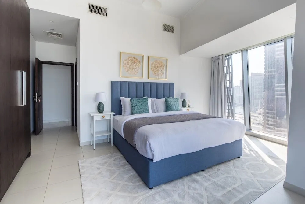 Supreme 2BR Apartment - Cosmopolitan Living in Dubai Marina!