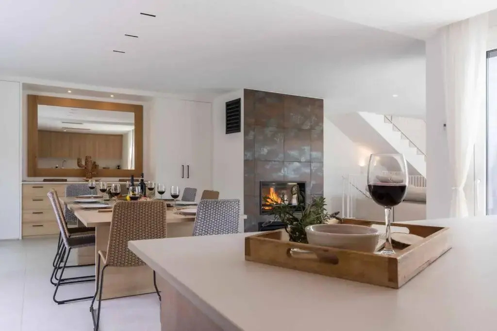NARAMIA SAGARO VILLA - Full rental luxury house with POOL-GARDEN-BARBACUE-10 PAX