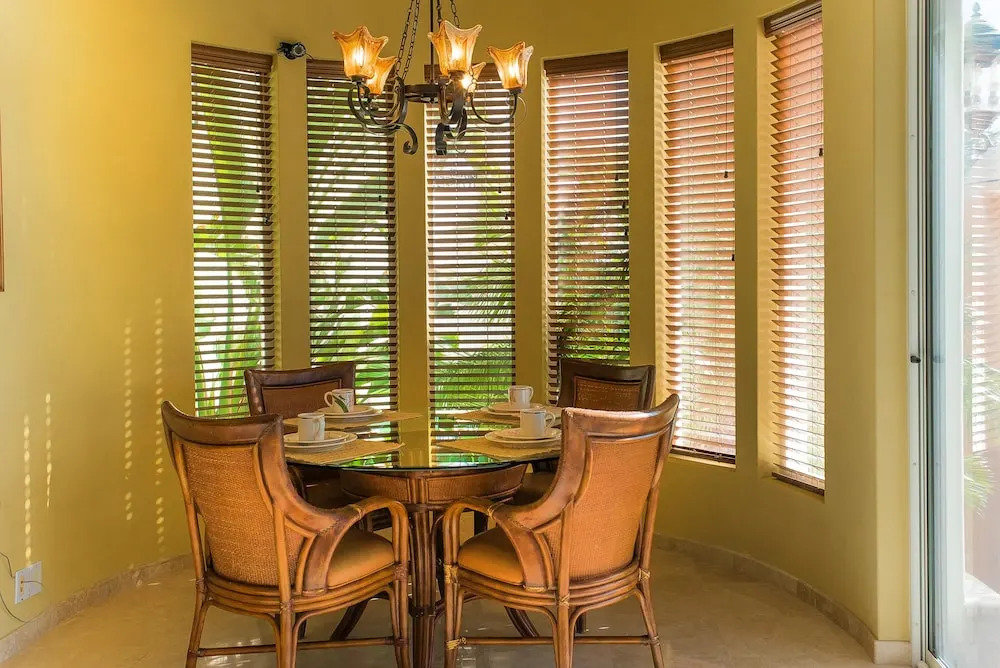 Large 7 Bedroom Home That Fits 18 W/ocean Views at Villa las Flores