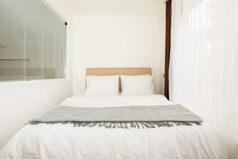 Central Studio Flat with Shared Pool in Sisli