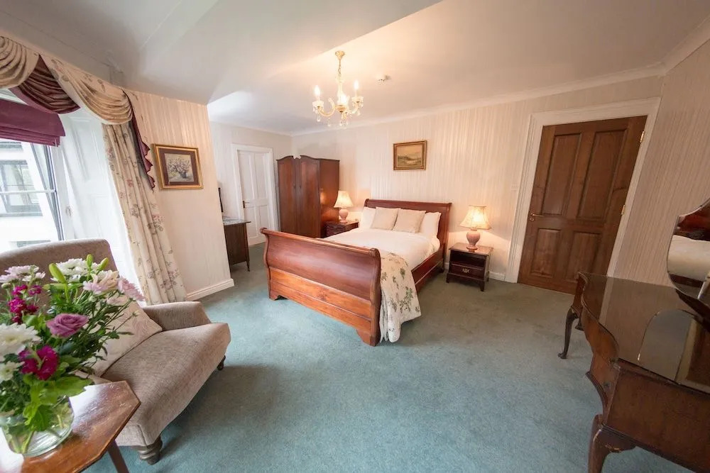 The Glenbeigh Hotel