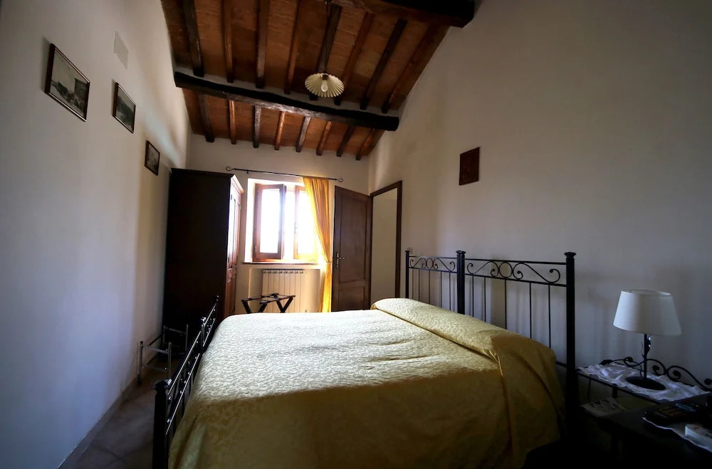 Villa With 2 Bedrooms in Cortona, With Private Pool, Enclosed Garden and Wifi