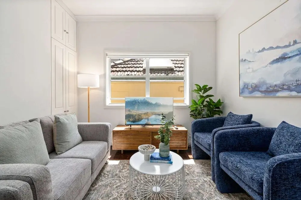 Bright 3-bed Apartment Near Coogee Beach