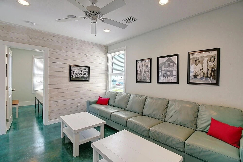Terrace Landing #7 4 Bedroom Home by Redawning