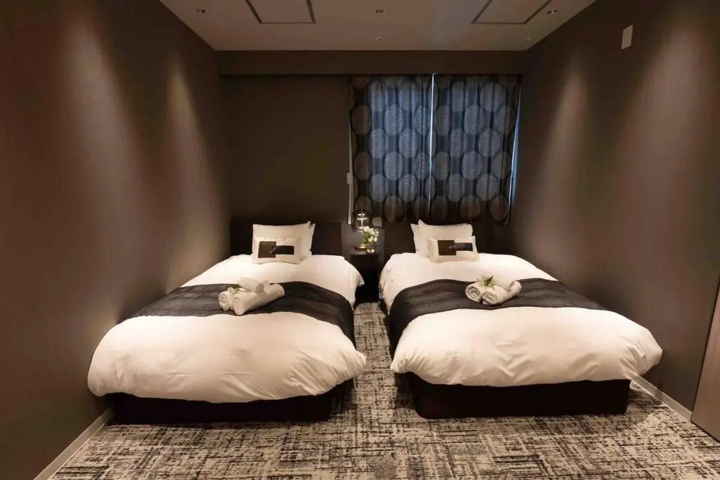 【603】新築130㎡新築貸切・おしゃれで全室.エアコン•シャワー•トイレ付