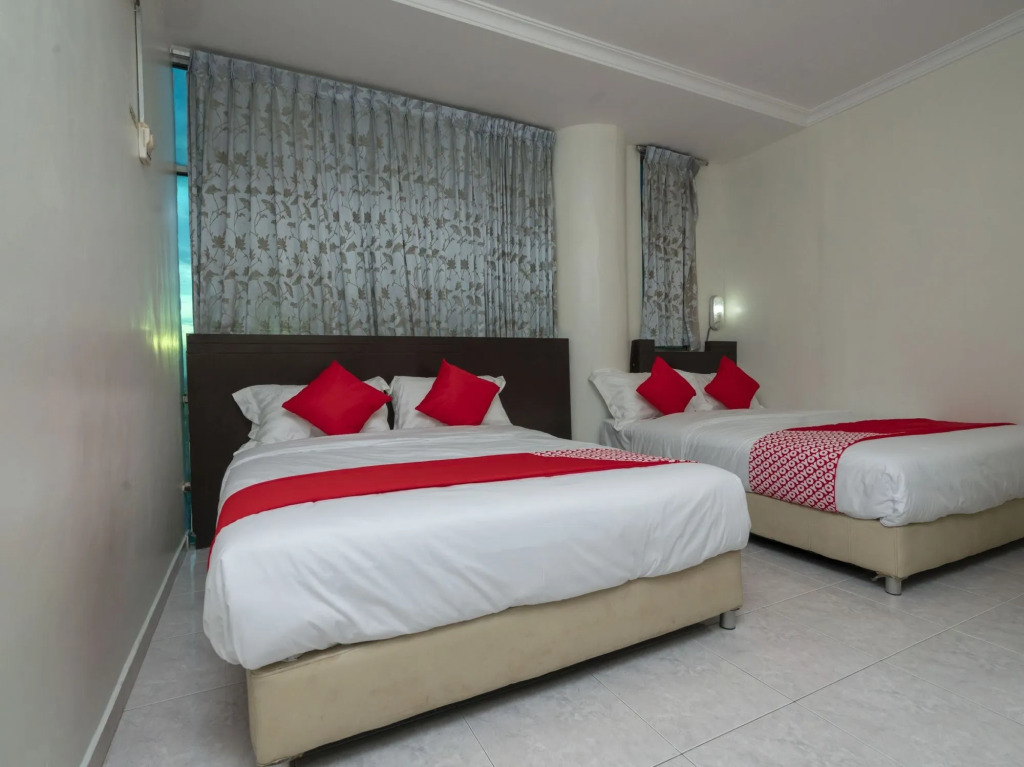Fully Hotel Desa Tebrau