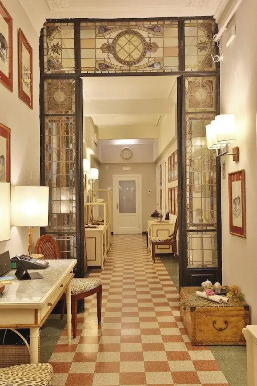 MADAMA GUEST HOUSE