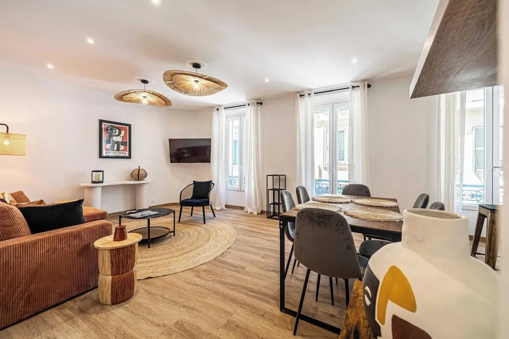 Magnificent Apartment - AC- 2br- 4P - Cannes