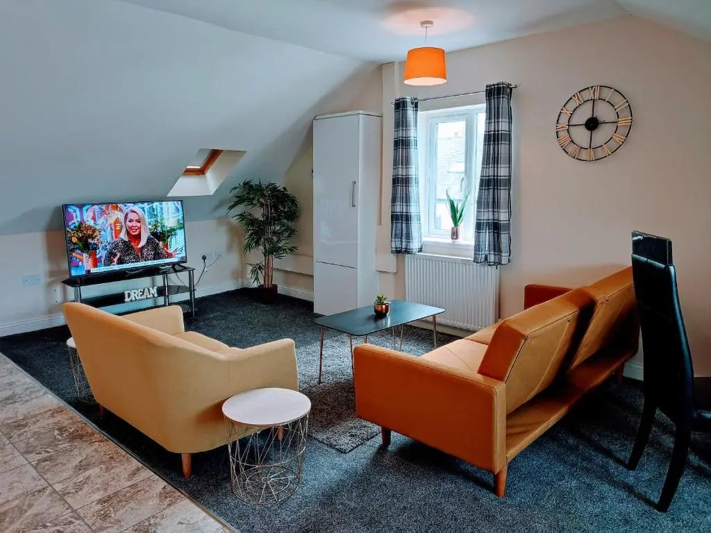 Crystal Suite 4 - Private Parking - Metro