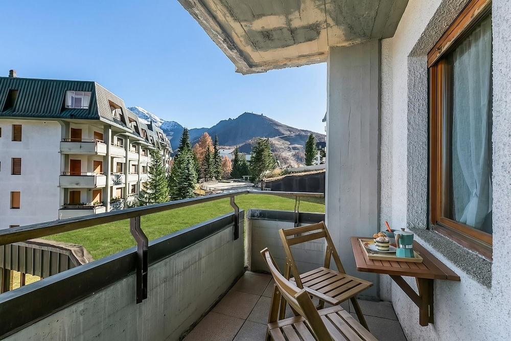 Wolf & Deer Apartment Ski-in Ski-out 250m