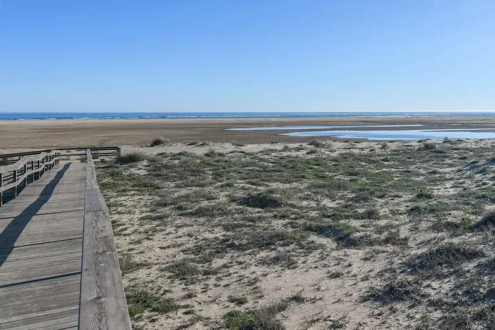 Beachfront Apartment in Isla Canela