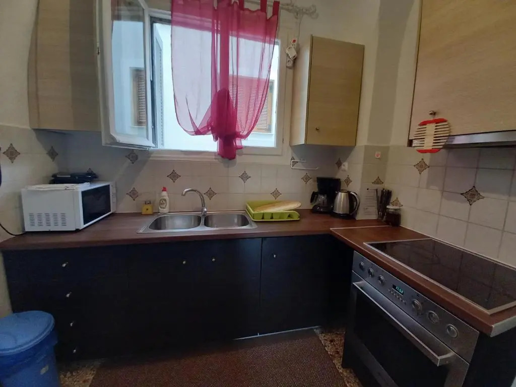 Effis apartment KAMARA curved house