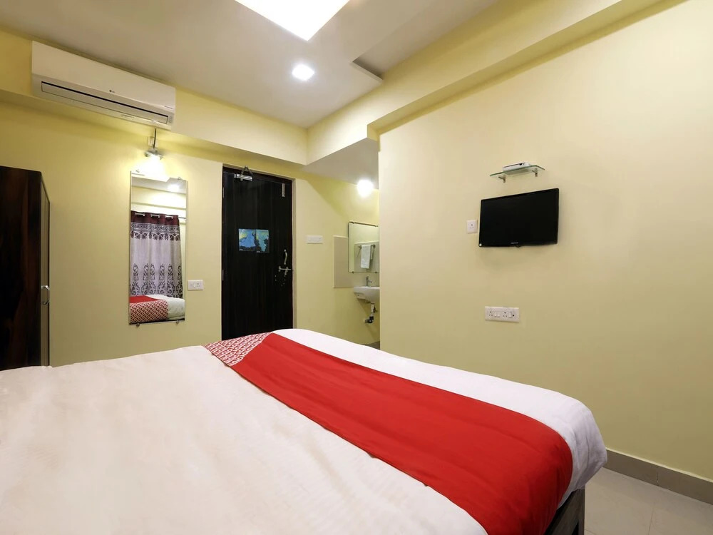 OYO 12748 Govindpuram Apartment