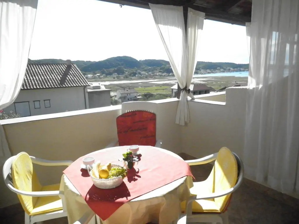 Apartments Vesna Sup.draga