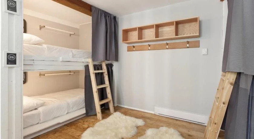 Whistler Lodge Hostel