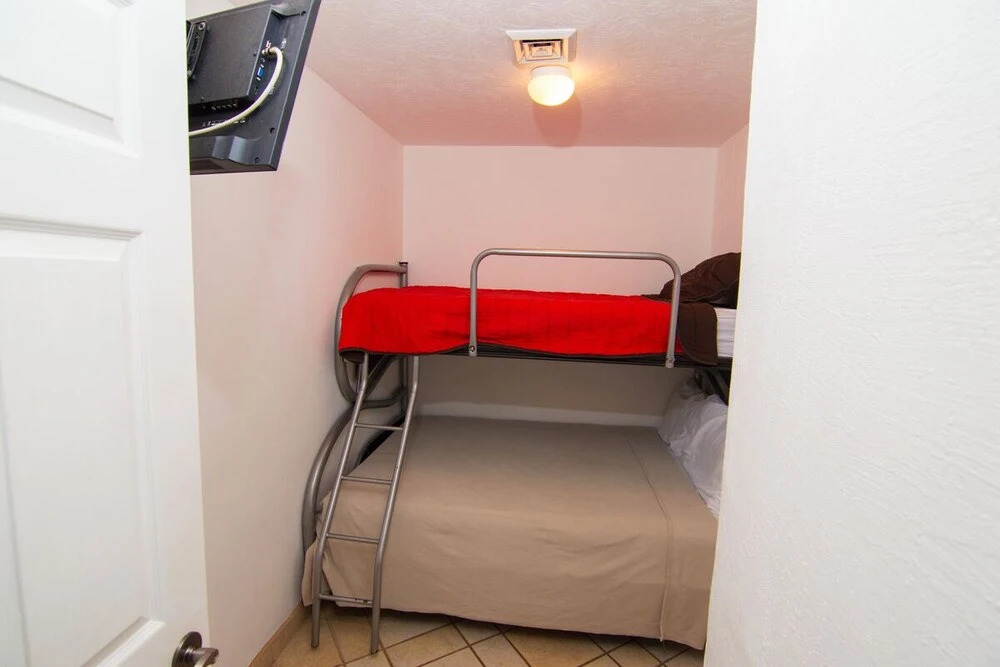 Grande 103- 1 Br Condo