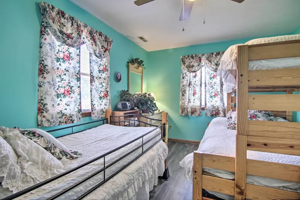 Chincoteague Townhome w/ Pony Views From Deck!