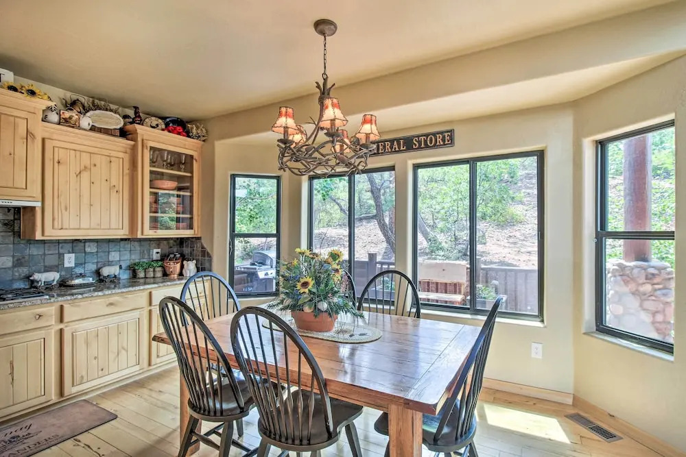 Torreon 'crow's Nest' Mountain Home w/ Views!