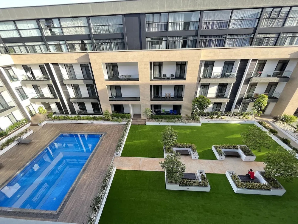 Unique Homes by Embassy Gardens
