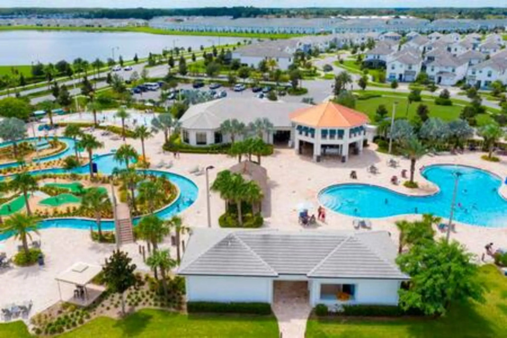 Storey Lake Resort 5BD Private Pool Close to Disne
