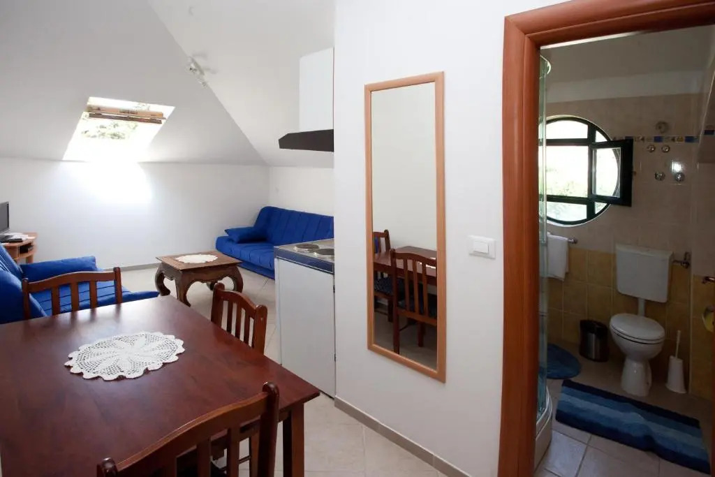 Yacht Beach Apartments