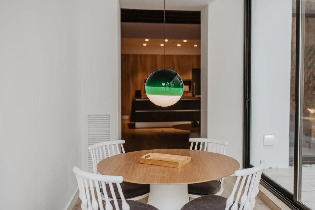 Petit Luxe St. Pere