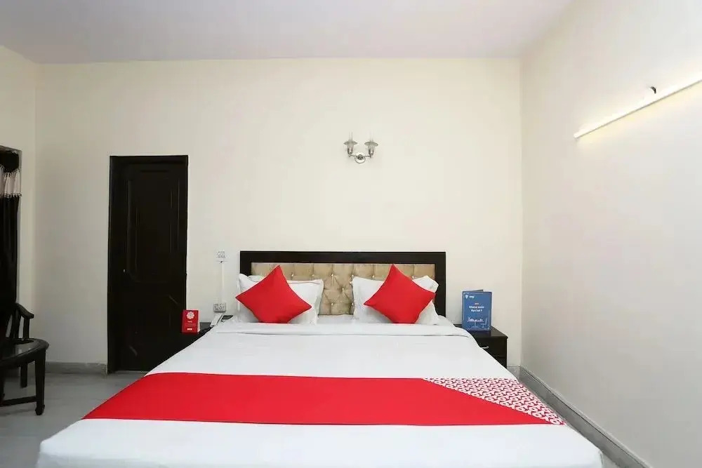 Corporate Villa By OYO Rooms