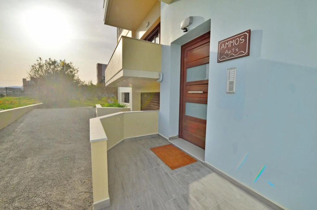 Ammos Apartment - brand new, stylish, by the beach