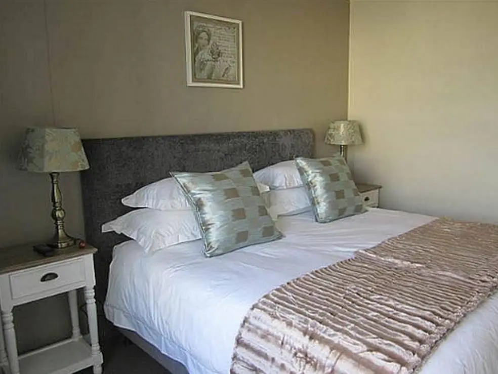One Fine Stay Apartments