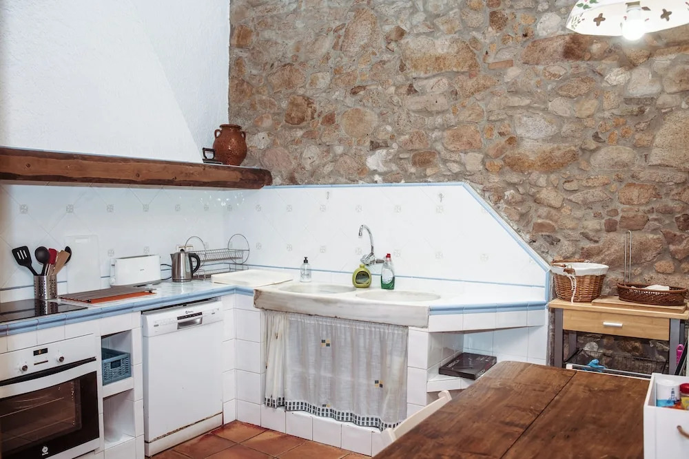 Casa Rutlla by Hauzify