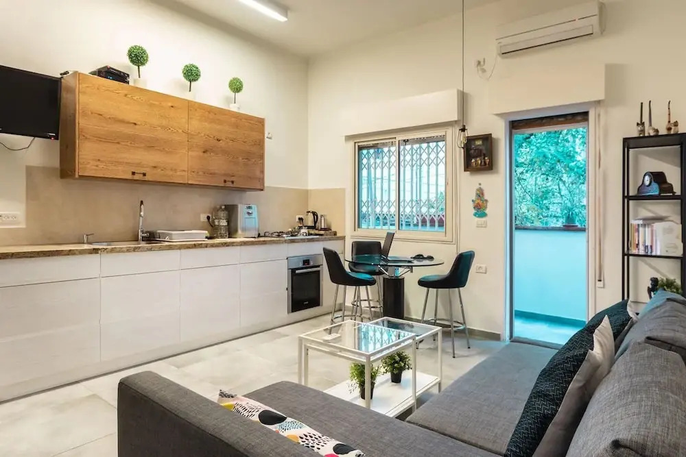Magical 2BR Beach Bauhaus Stylish Nest