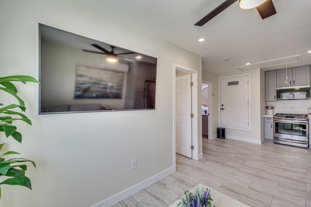 Near Coachella Music Festival: Cozy Indio Home!
