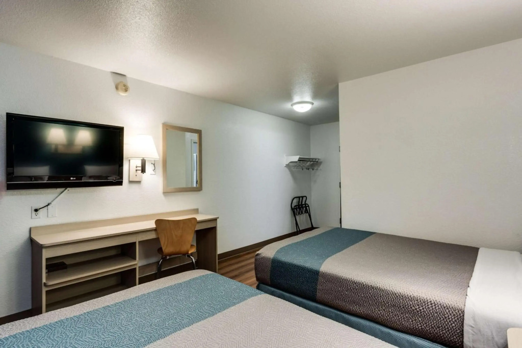 Motel 6-Spokane, WA - West