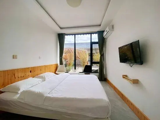 Beijing Huaqiangu Inn (Badaling Great Wall Wildlife Park)