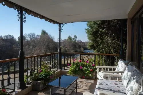 Mistique Waters Guesthouse