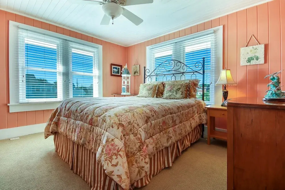 Rustic Oceanfront Cottage