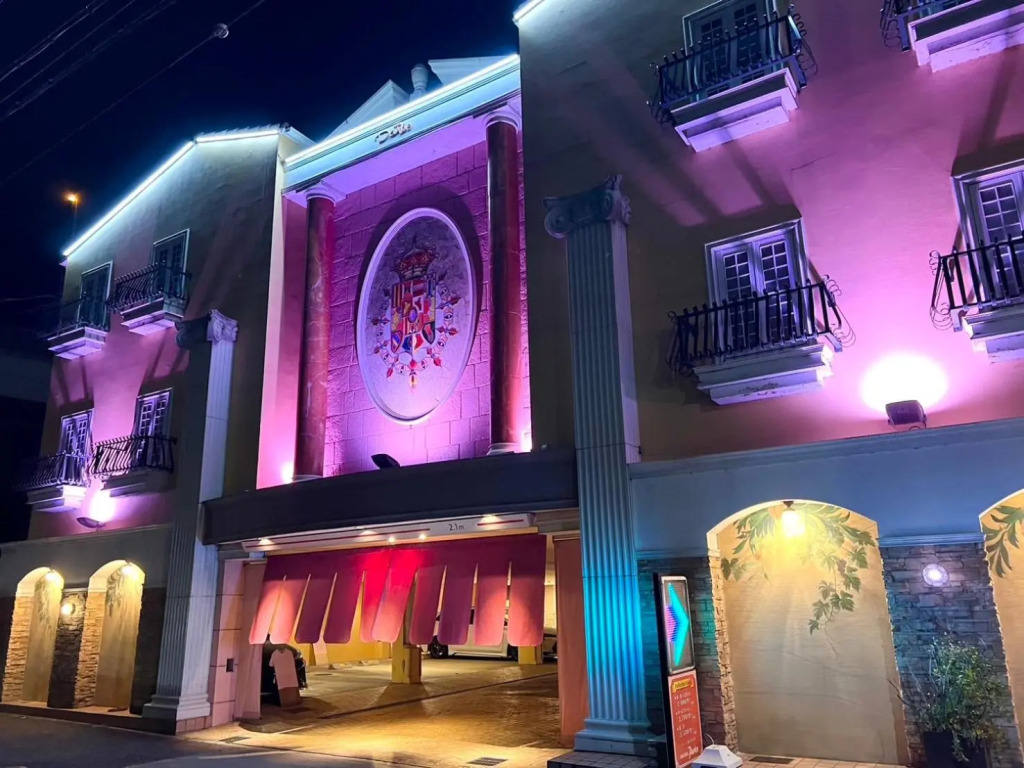 Hotel Pareo