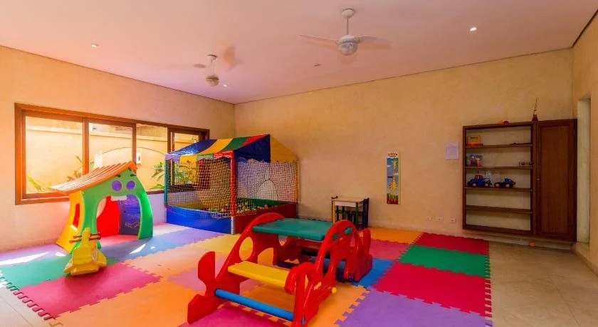 Beach Hotel Cambury