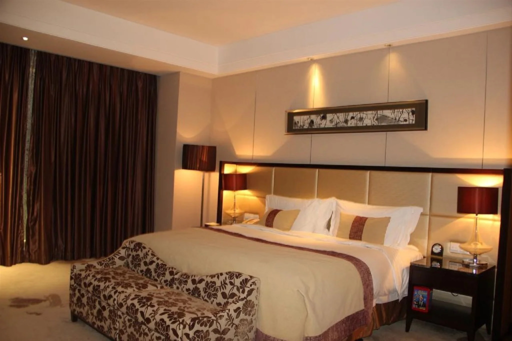 Howard Johnson Changsheng Plaza Meizhou