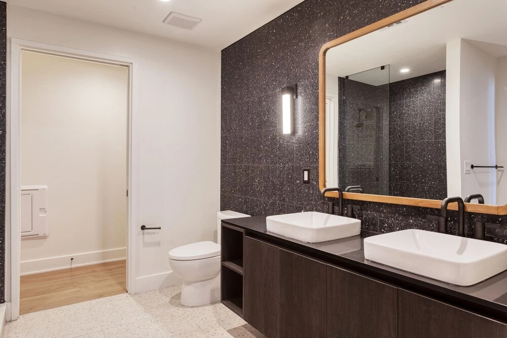 Galaxy - Brand New Condo Room in Austin w Amazing Amenities
