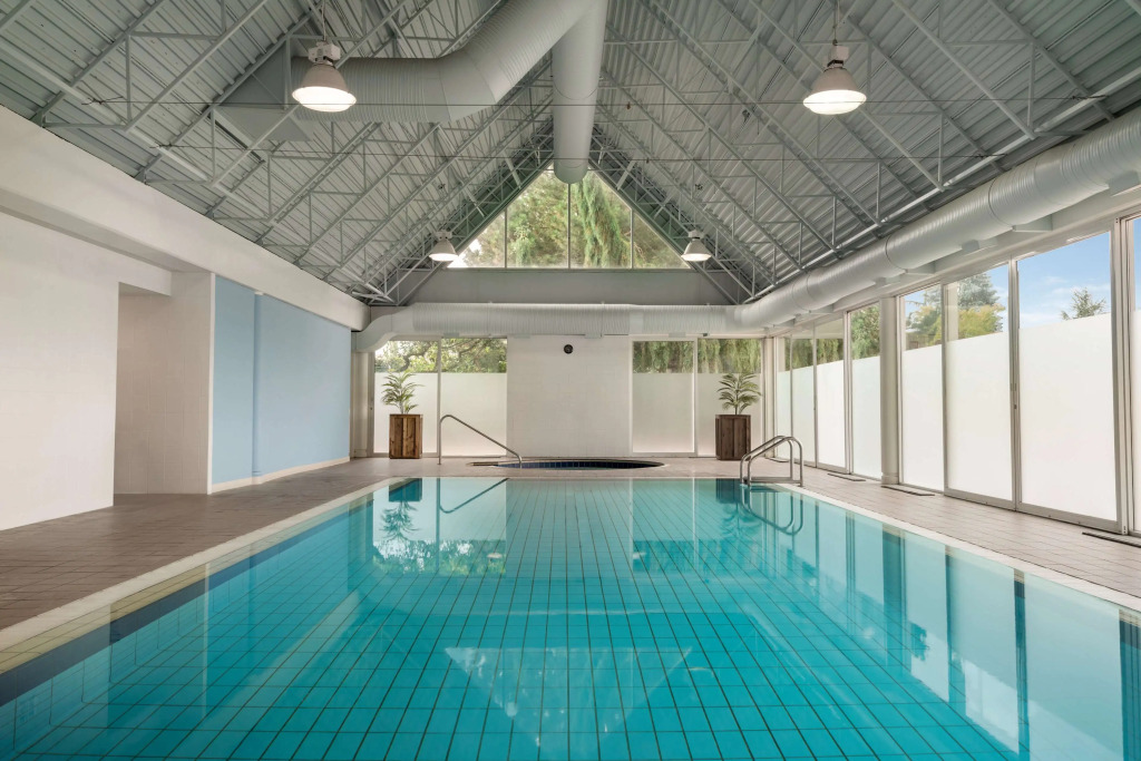 Coast Chilliwack Hotel by APA