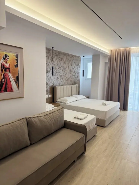 Moonlight Hotel