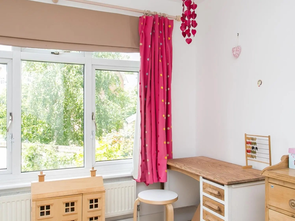 Veeve  4 Bed House On Copleston Road Dulwich