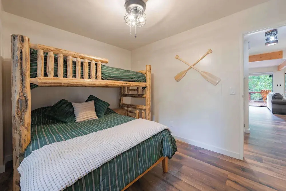 Whispering Pines Family Retreat By Carnelian Bay